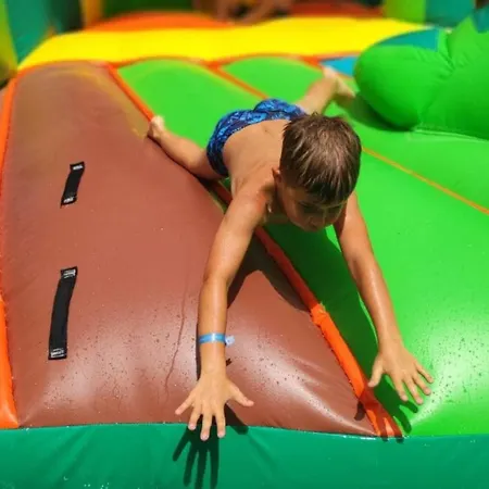 Mobil-home 3 Avec Terrasse A - Api-1-52-281 Limeuil